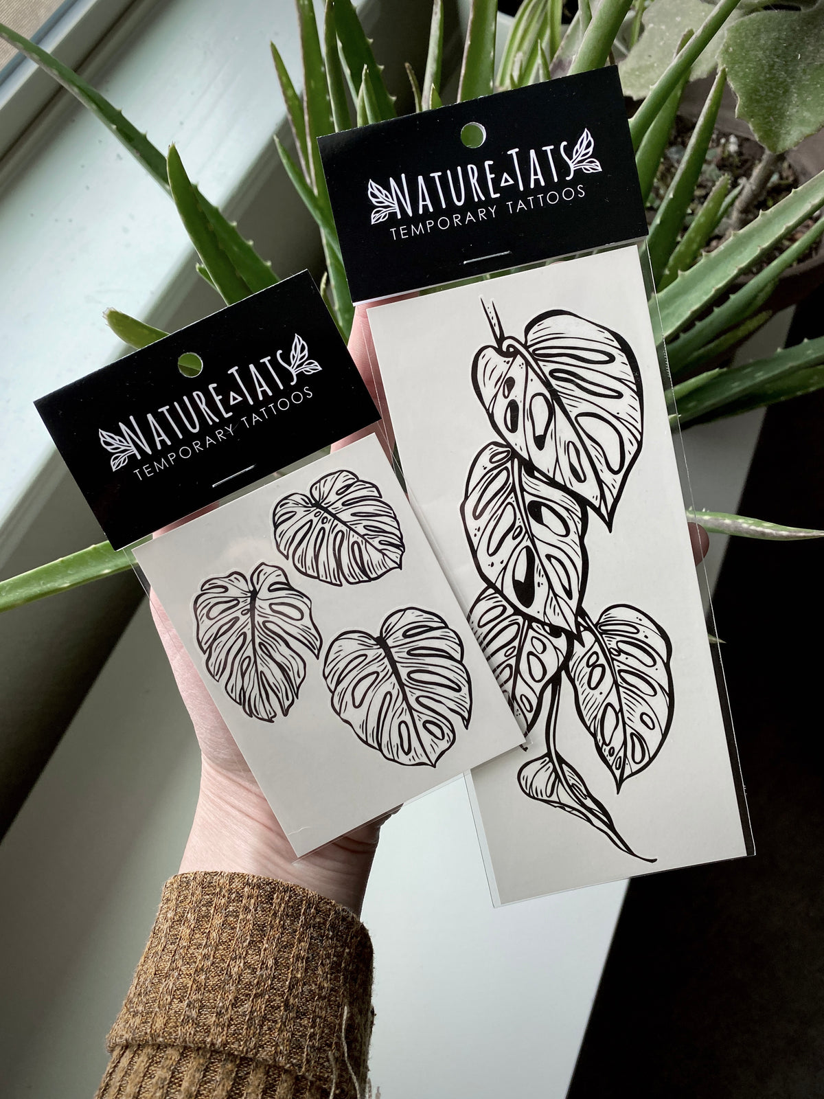 Monstera Leaves Temporary Tattoo – Tropical Houseplant – NatureTats