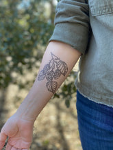 Hops Vine Temporary Tattoo, Black Line Tattoo, Botanical, Nature, Beer Lover Gift, Brewery Gift