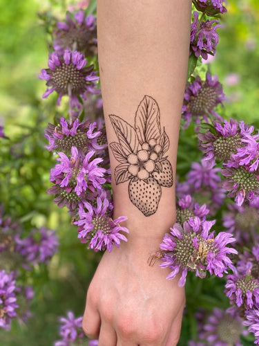 Strawberry Tattoo Design Ideas Images | Strawberry tattoo, Tattoos, Tattoo  designs